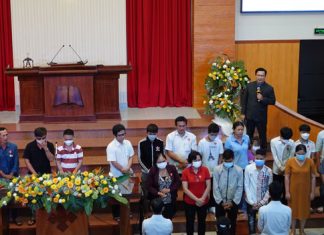 19 Người Tin Chúa Trong Đêm Truyền Giảng Tại HTTL Thông Tây Hội
