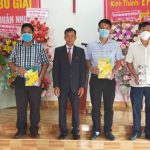 tri-ân-chính-quyền