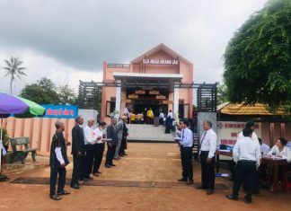 Đắk Lắk: Điểm Nhóm Buôn Dhu – Buôn Tung Krăk Cung Hiến Nhà Nguyện Cho Chúa