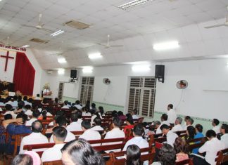 Bình Dương: Huấn Luyện Chấp Sự Tại Nhà Thờ Bến Cát