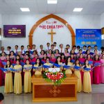 Ban-hát-HT-Tân-Hiệp-tôn-vinh-Chúa