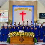 Ban-hát-Hội-Thánh-Giồng-Riềng-tôn-vinh-Chúa