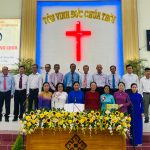 Đại-diện-các-Hội-Thánh-chúc-mừng