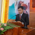 MS-Nguyễn-Hoàng-Thiên-Tứ-cầu-nguyện-Khai-lễ