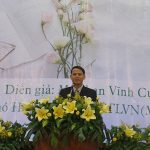 Ms-Lo-chao-mung-va-cn-khai-le