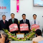 Tặng-quà-cho-quí-đầy-tớ-Chúa-có-công-khó-trong-việc-hình-thành-Điểm-Nhóm