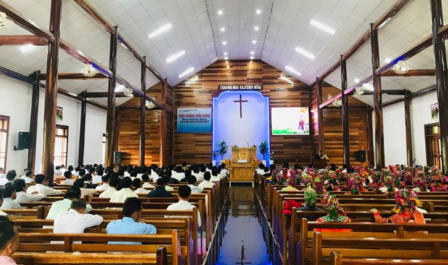 Đăk Lăk: Hội Đồng Bồi Linh Các Hội Thánh H’mông.