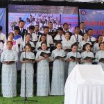 Ban-Hát-Hội-Thánh-Suối-Ba-Ca-Ngợi-Chúa-trong-Lễ-Khởi-công-Xây-dựng-Nhà-thờ