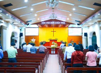 TP.HCM: Các Khu Vực Hiệp Lòng Cầu Nguyện Cho Đêm Truyền Giảng Giáng Sinh Tại Sân Vận Động Phú Thọ