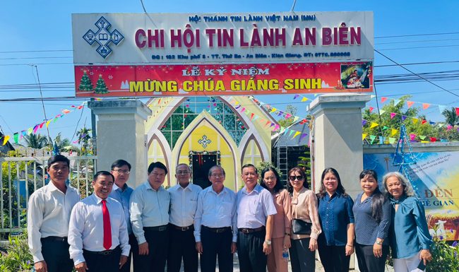 Kiên Giang: Ban Đại Diện Thăm Viếng Các Hội Thánh Trong Tỉnh Nhân Mùa Giáng Sinh 2022