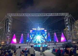 Công Tác Chuẩn Bị Tại Sân Vận Động Phú Thọ Cho Chương Trình Thánh Nhạc Mừng Chúa Giáng Sinh 2022