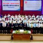 Ban-hát-Giáo-phẩm,-chấp-sự,-nhân-sự-nam-ngợi-khen-Chúa