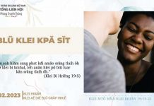 Blŭ Klei Kpă Sĭt – 10/2/2023