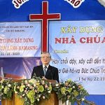 4. MS. Nguyễn Văn Ngọc giảng lời Chúa. (Custom)