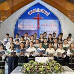 8. Ban hát Thanh niên HT Hamasing tôn vinh Chúa. (Custom)