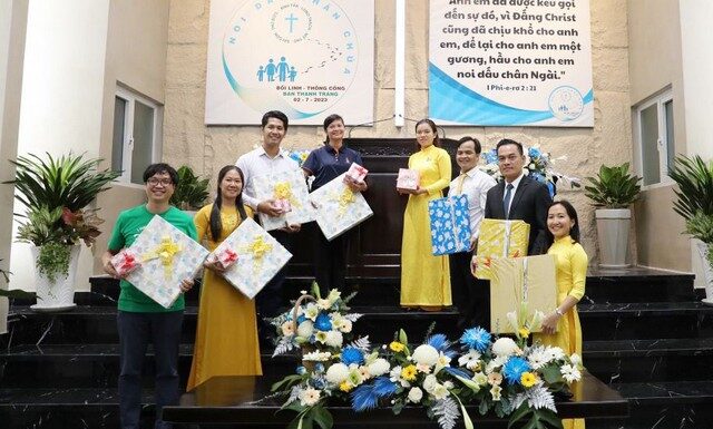 Hội Thánh Bình Tân: Thông Công Các Ban Thanh Tráng Niên