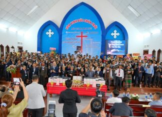 Đắk Nông: Lễ Cảm Tạ Chúa Và Cung Hiến Kinh Thánh Bunông (M’nông)