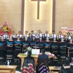 3.Ban hát Hội Thánh Buôn Êcăm ca ngợi Chúa