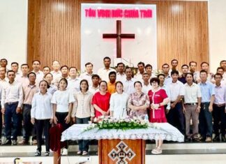 Phú Yên: Trưởng Điểm Nhóm Với Môn Học ‘Phương Pháp Soạn Một Bài Chia Sẻ Ngắn’