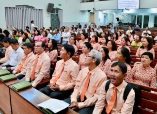 Thông Công Trung Niên: Chúa Biết Tôi