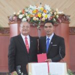 Tk HĐGP tặng quà