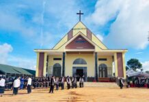 Gia Lai: Vui Dâng Nhà Thờ Mới Đak Ioh Cho Chúa