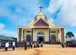 Gia Lai: Vui Dâng Nhà Thờ Mới Đak Ioh Cho Chúa