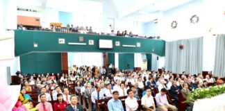 HT Thủ Thiêm: 20 Năm “Ơn Chúa Lạ Lùng”