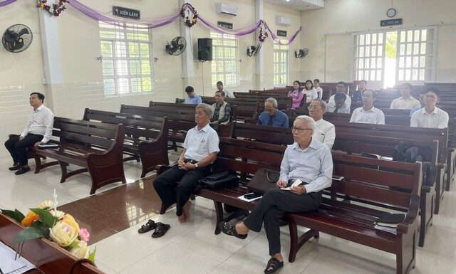 Tiền Giang: Hiệp Nguyện Giáo Phẩm Tháng 11