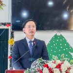 Mục sư Nguyễn Thế Vinh thông tin về mục vụ và thông báo hiệp nguyện trong tháng tới