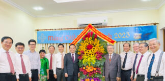 Phó Thủ Tướng Trần Lưu Quang Chúc Mừng Giáng Sinh Tổng Liên Hội