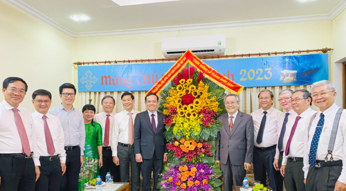 Phó Thủ Tướng Trần Lưu Quang Chúc Mừng Giáng Sinh Tổng Liên Hội