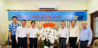 Chính Quyền Các Cấp Thăm Và Chúc Mừng Giáng Sinh Tổng Liên Hội