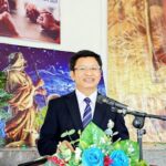 Mục sư Nguyễn Công Nghĩa, TBĐD tỉnh Khánh Hòa giảng lời Chúa
