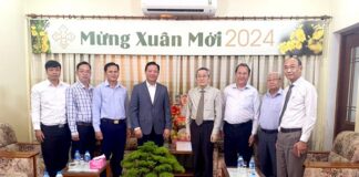 Chính Quyền Tỉnh Long An Thăm Và Chúc Tết Tổng Liên Hội HTTLVN