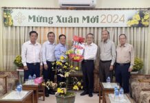 Sở Nội Vụ Tỉnh Vĩnh Long Thăm Và Chúc Tết Tổng Liên Hội HTTLVN