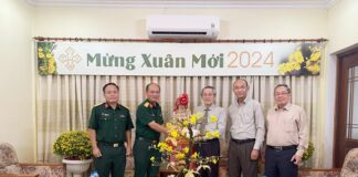 Bộ Tư Lệnh Quân Khu 7 và Bộ Tư Lệnh Thành Phố Hồ Chí Minh Thăm, Chúc Tết Tổng Liên Hội HTTLVN