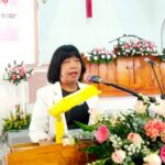 Bà Mục sư Nguyễn Chí Tín – Trưởng Ban Phụ nữ Tin Lành tỉnh Ninh Thuận chào mừng