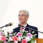Mục sư Nguyễn Chí Tín – Trưởng BĐD tuyên bố khai mạc và cầu nguyện khai lễ