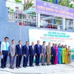 Chụp hình lưu niệm 1