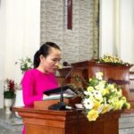 02.Bà Ms Ngô Nhơn Thành chào mừng