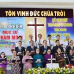 07.Ban hát giáo phẩm tôn vinh Chúa