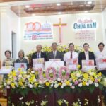 10.Tri ân gia đình quý Ms tiền nhiệm