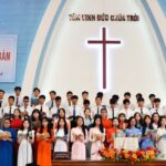 13.Ban hát học viên tốt nghiệp tôn vinh Chúa TC 621