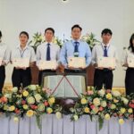 Trao Chứng chỉ Tốt nghiệp cho 9 khóa sinh hoàn tất chương trinh học