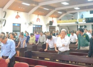 Quảng Nam: Mục sư Hội Trưởng Thăm Và Giảng Bồi Linh Tại Hội Thánh Tam Kỳ