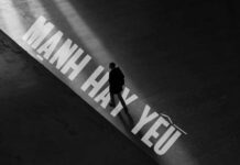 Thơ: MẠNH HAY YẾU