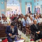 Quang cảnh bên trong Chương trình