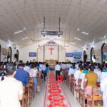 Quang cảnh bên trong Nhà Thờ