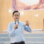 Thầy Truyền đạo Võ Hương Nam huấn luyện